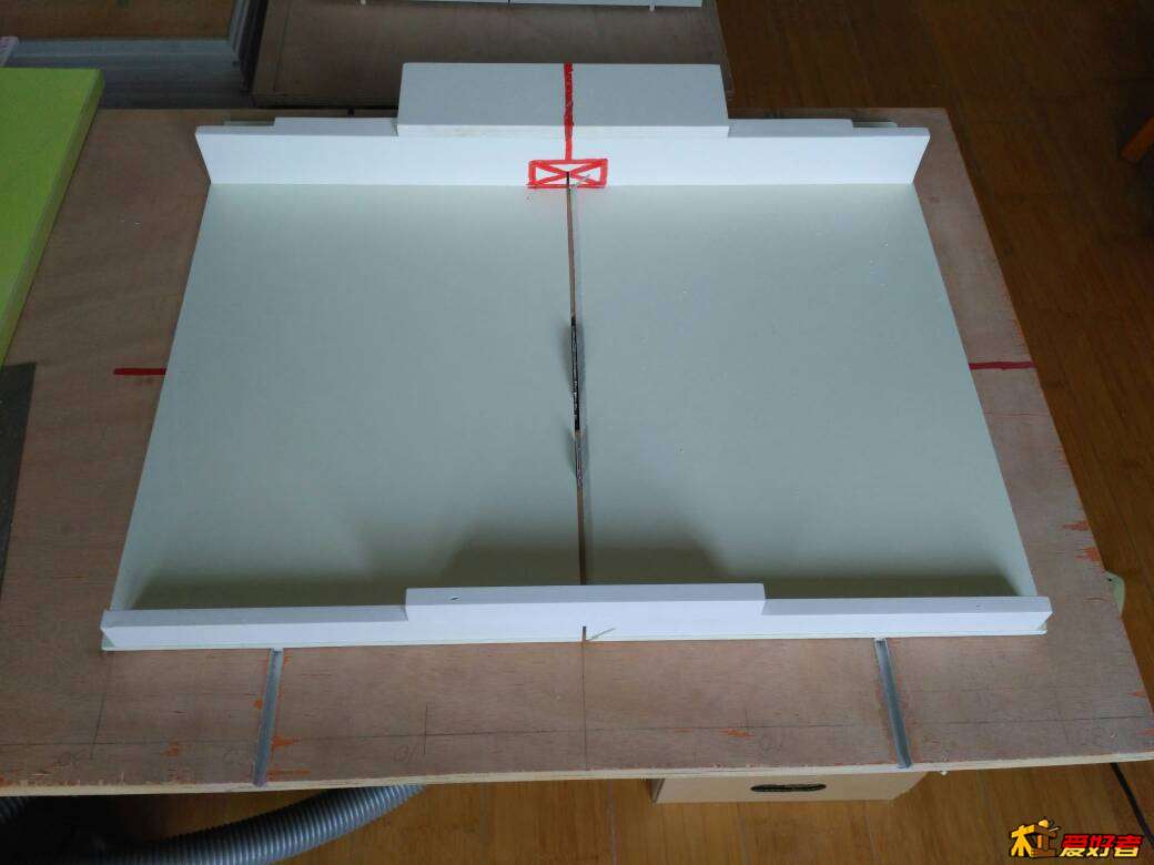 083615sczdkdhic92i2bud.jpg
