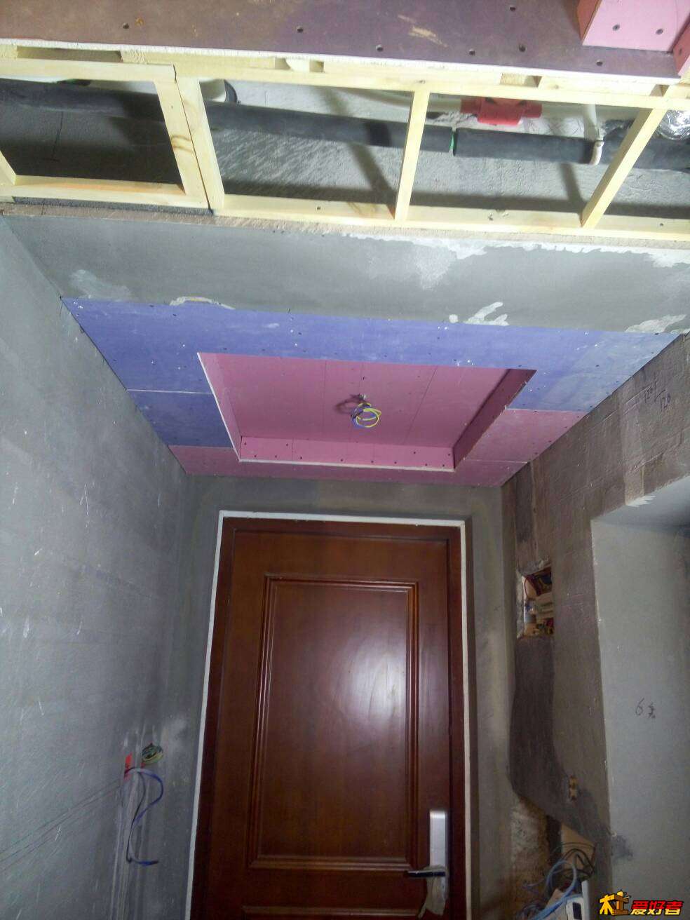 232538tv5ve1ff6e0jj6pj.jpg