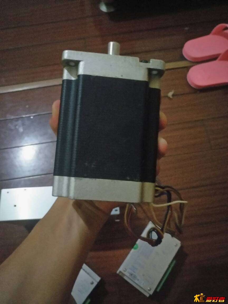 125225nslayq2zyywllluf.jpg
