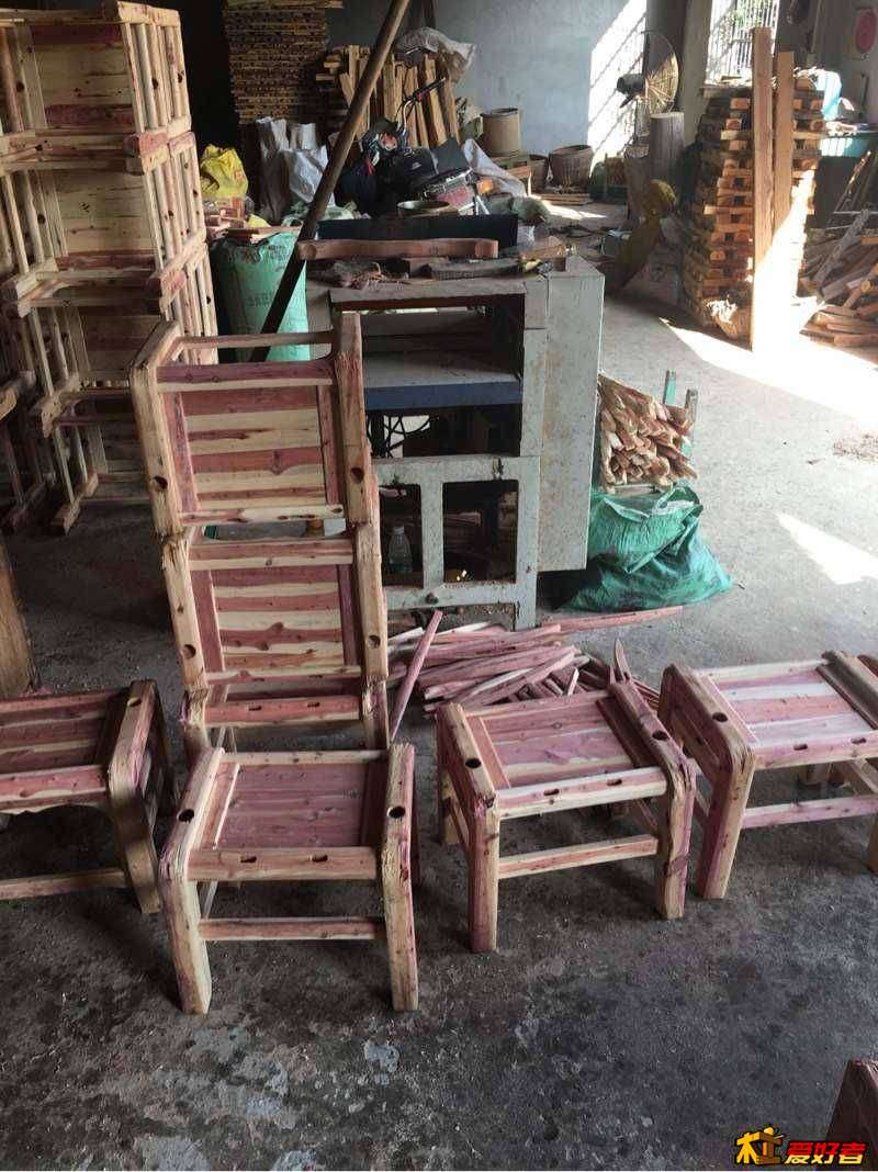 222753pue5bps5avrydebc.jpg