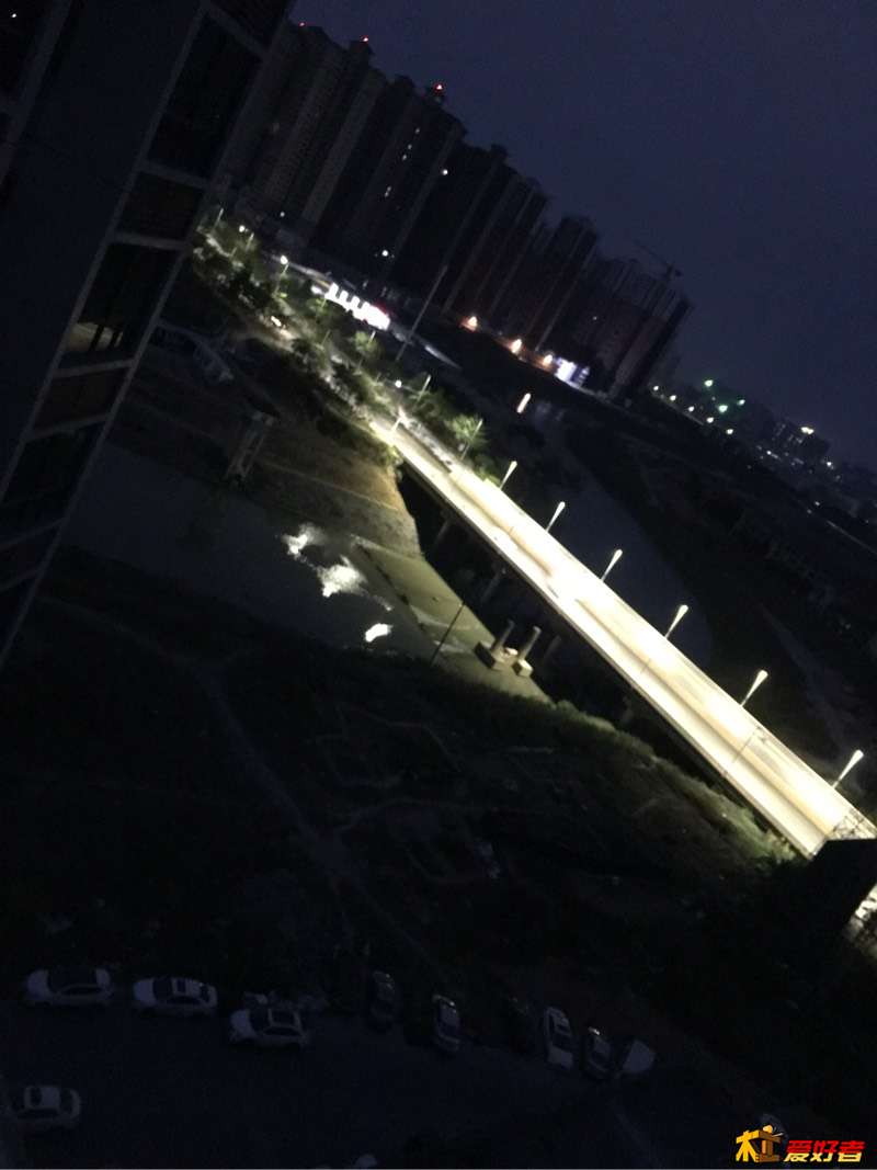 125516pxocl6li2loaxo08.jpg
