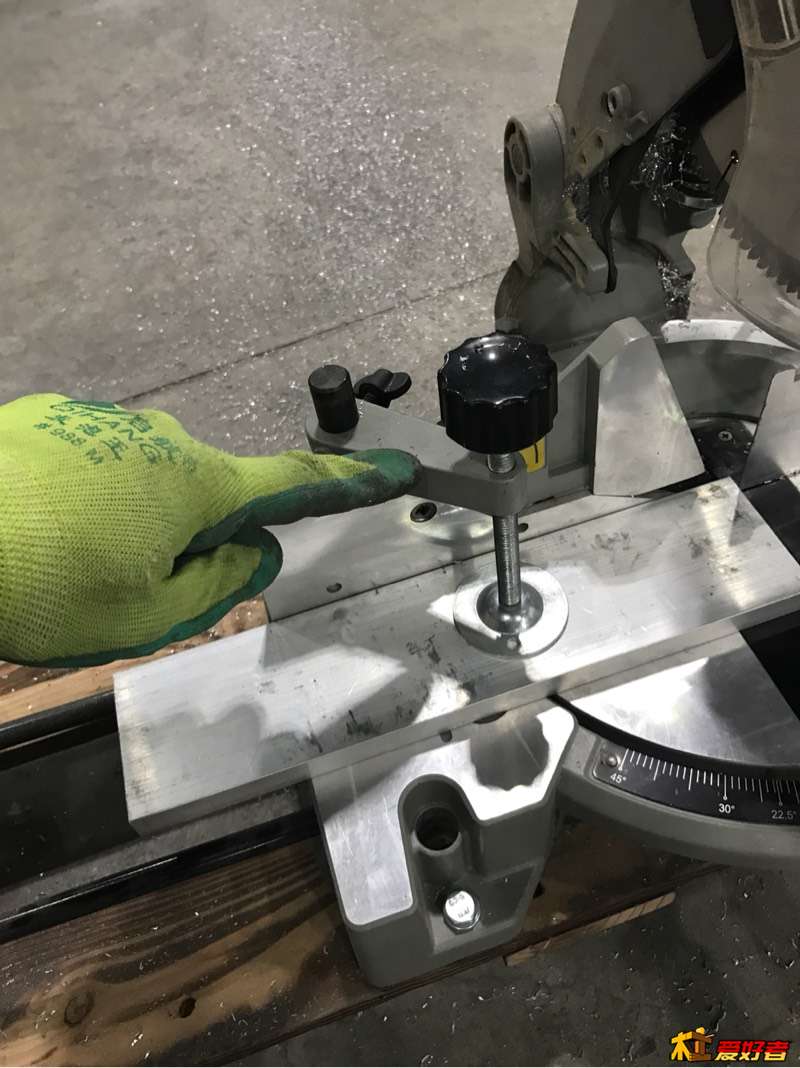 224159n700s2220z10v22p.jpg