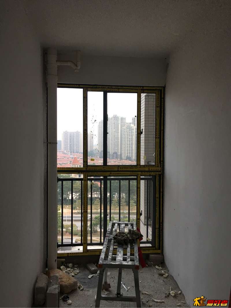 083451sesr27qkbp4vbfz8.jpg
