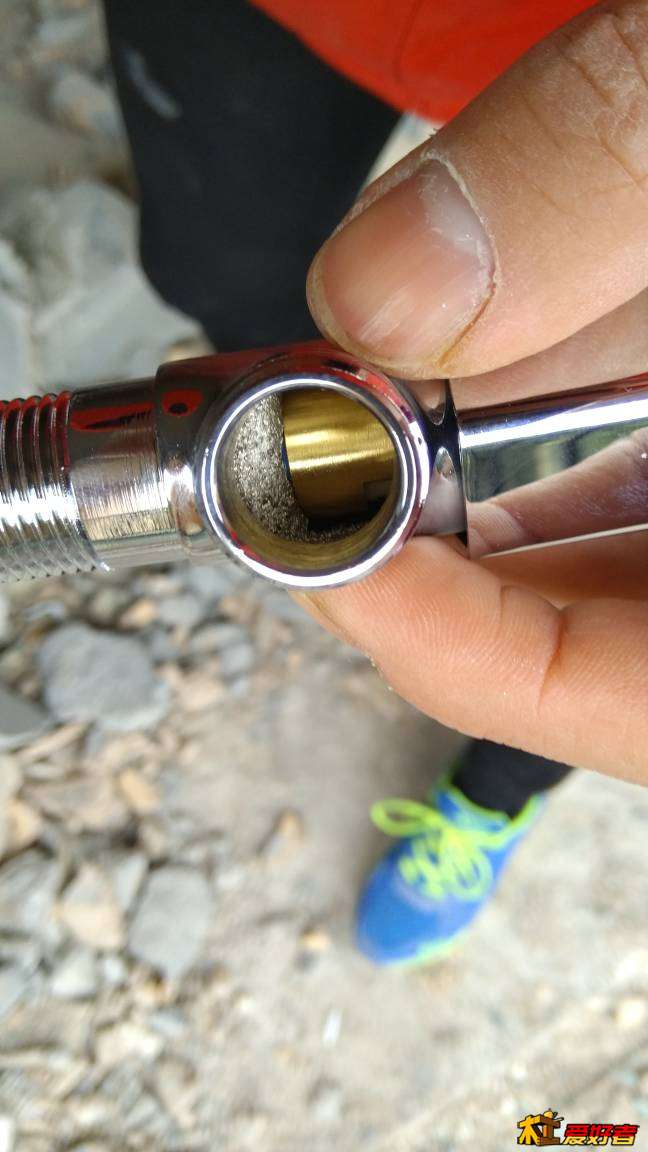 232242m9cutgugnkb3bttf.jpg