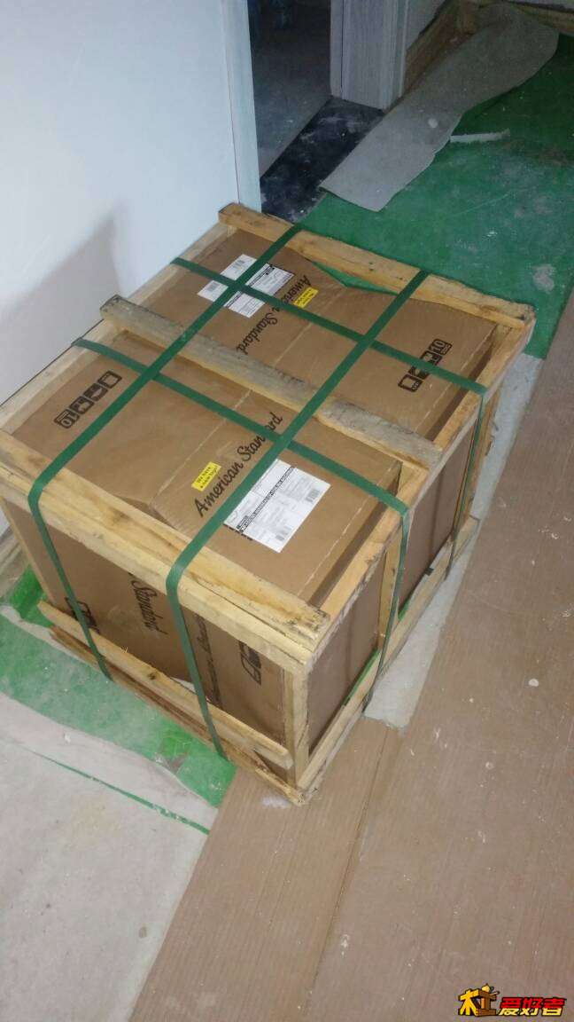 185843kv5f1nvw227mzmmj.jpg