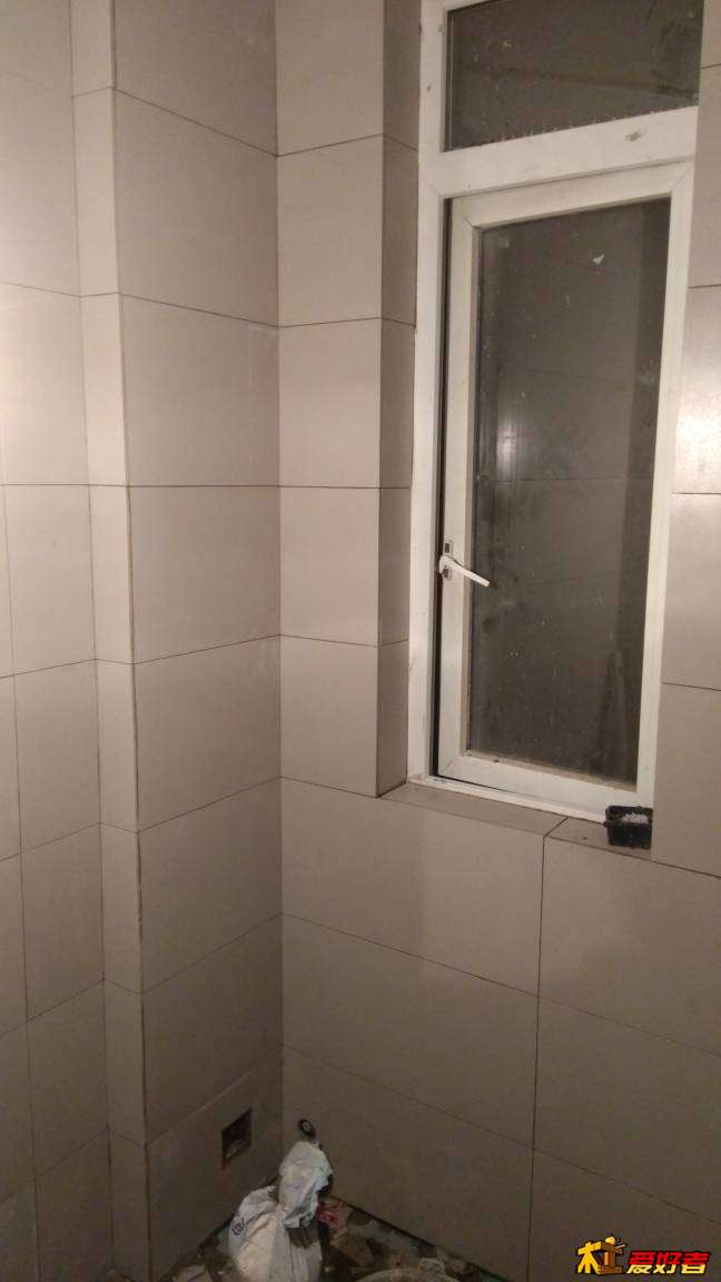 224227tqvzw4axeeem2dvf.jpg