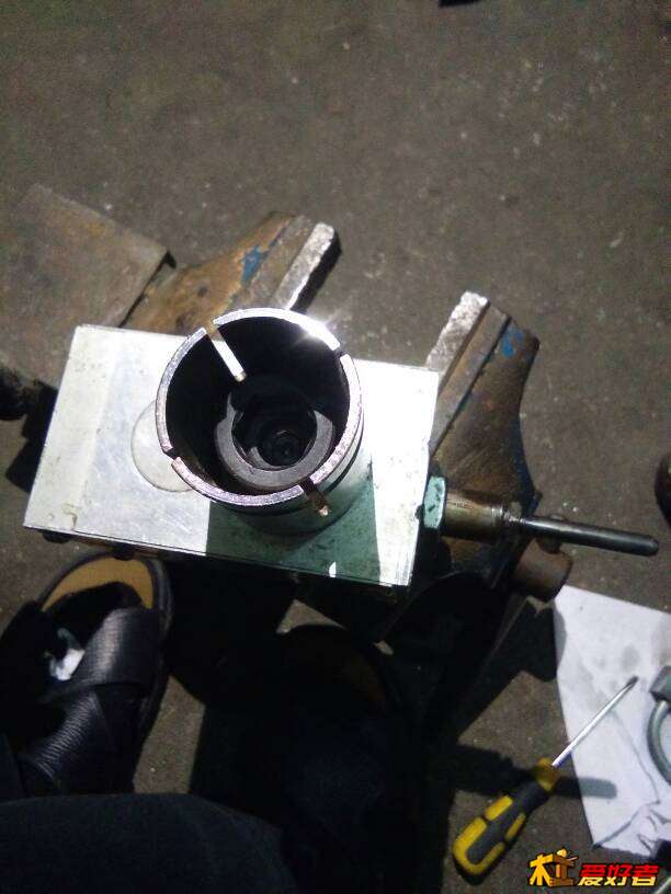 060453ivxy2ivw3x5yreva.jpg
