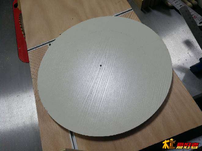 093726dcyfx93uel39ac19.jpg