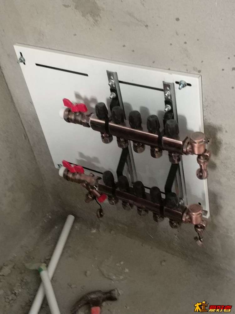 地暖分水器
