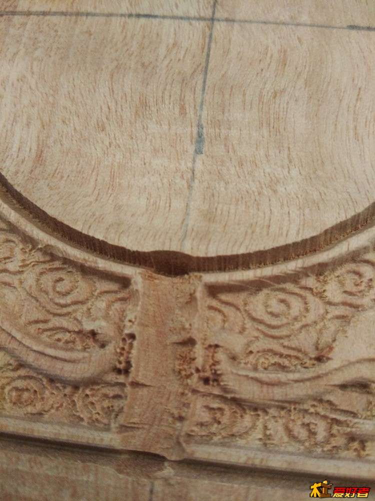 用2001雕刻刀 雕了一次 效果更差