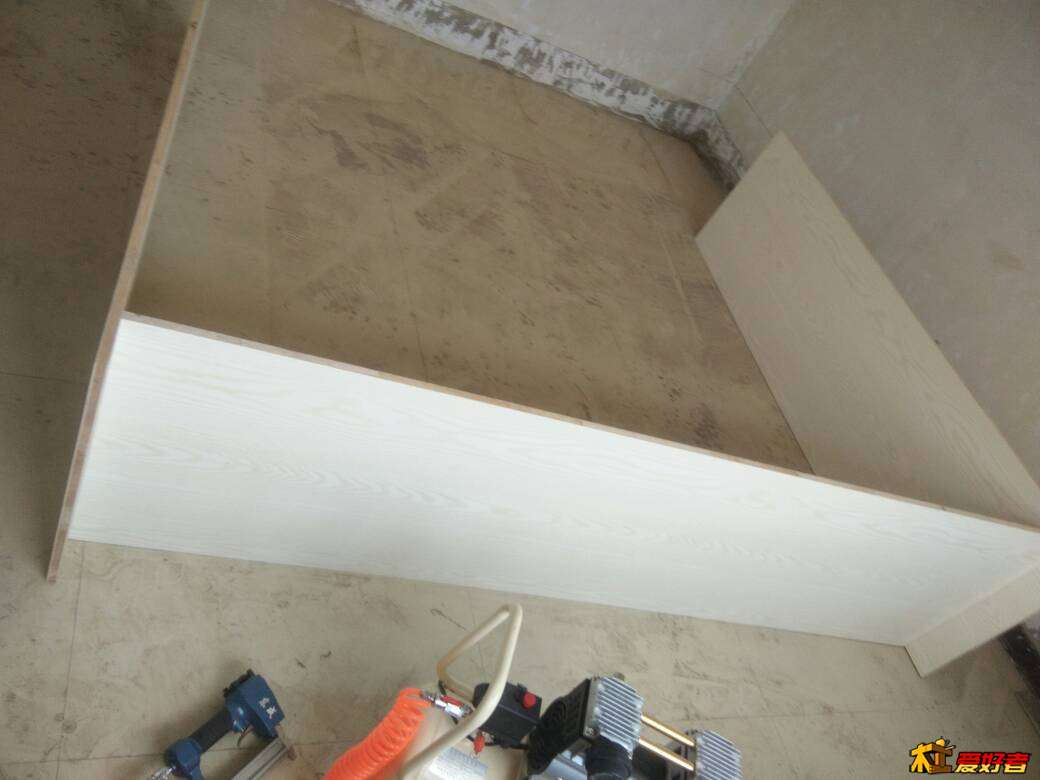 100313ul43e43k3czb030v.jpg