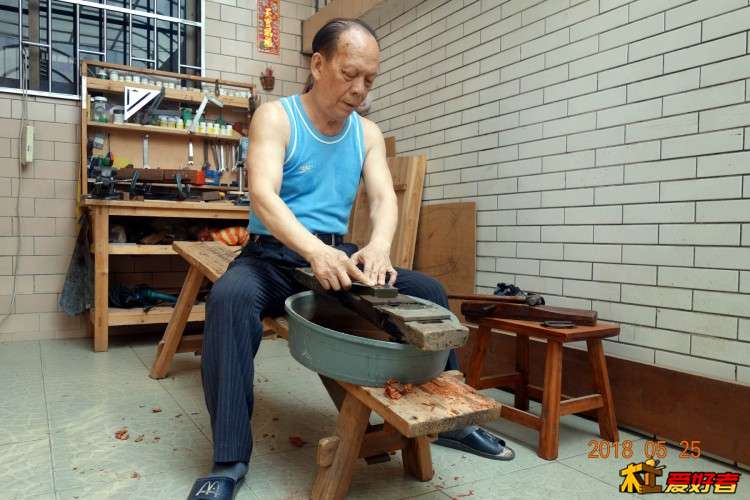 磨4.JPG
