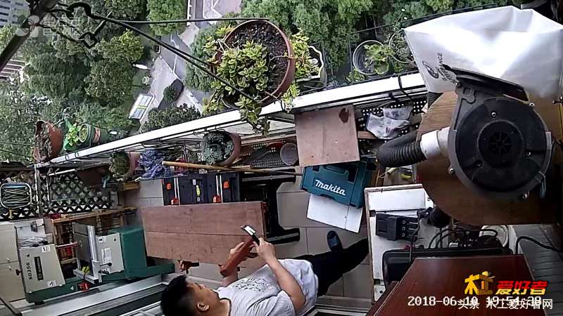 212202dn0bxcq77nqh2ggb.jpg