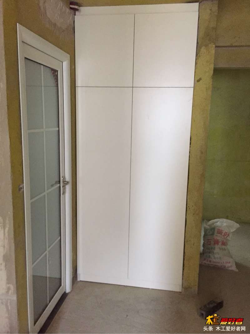 212550s8y5q88qkkm5zx87.jpg