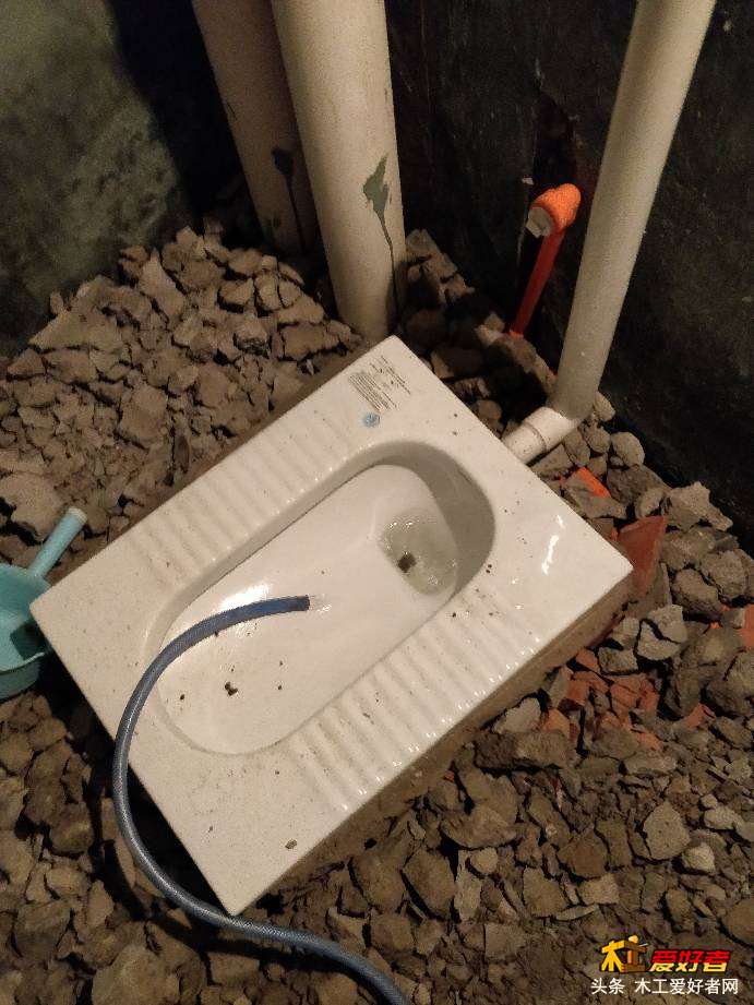 201321lq9ysmzq1l6fqy4o.jpg