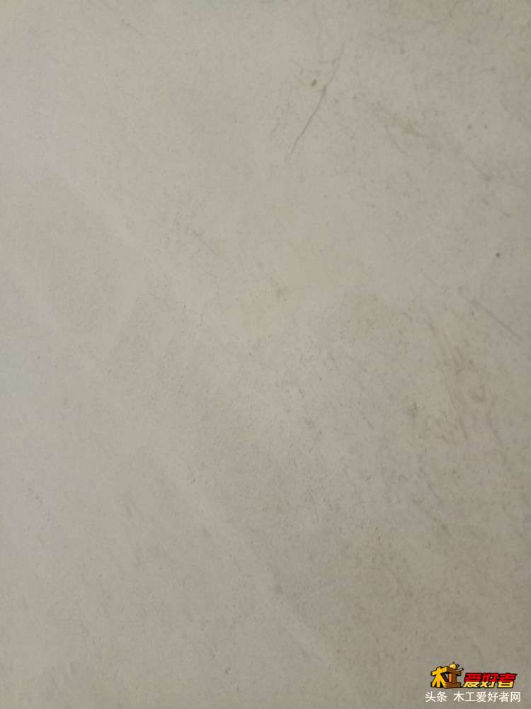 0BAF6925AB207122211AC48263F22659.jpg