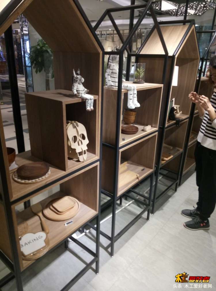 P71103-111720.jpg