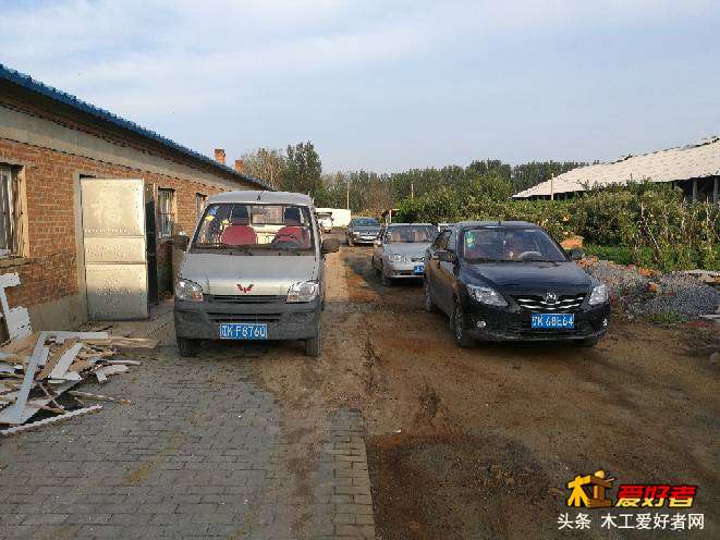 174121p204jgy4bz4545lq.jpg