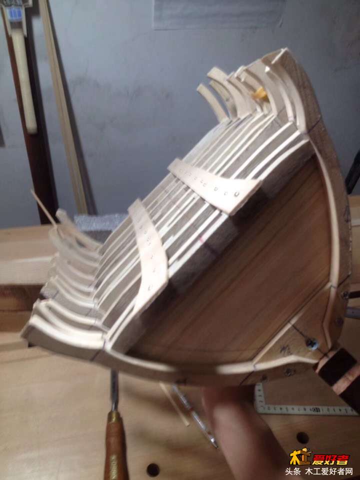 142904mk3bow3bnbloiol0.jpg