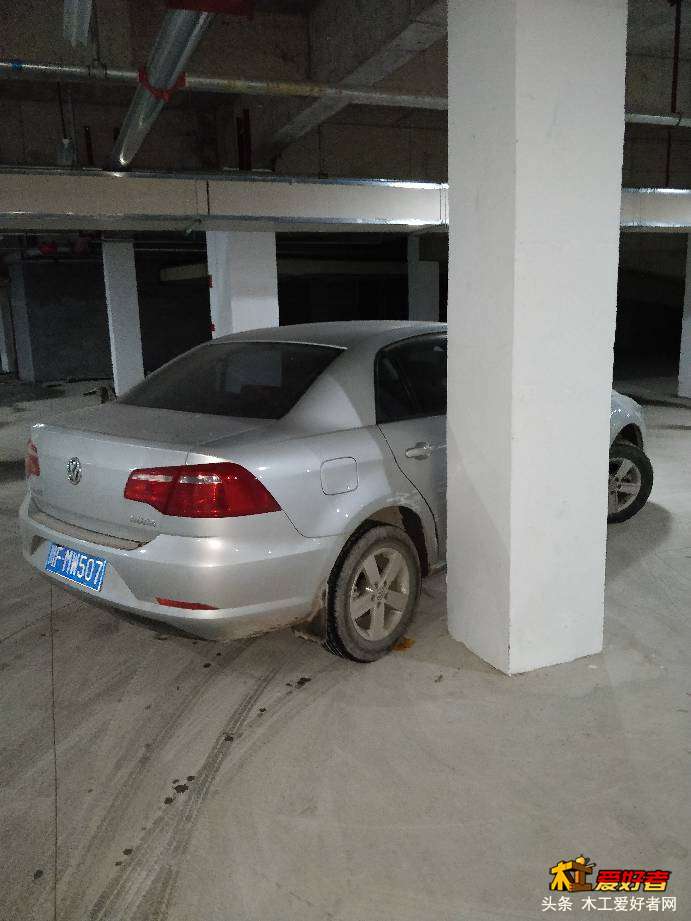 150044l27thd250hv7zplw.jpg