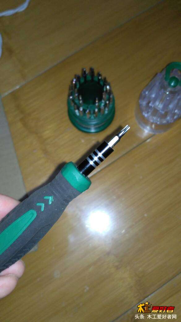232528opklk1l0931pbkkt.jpg