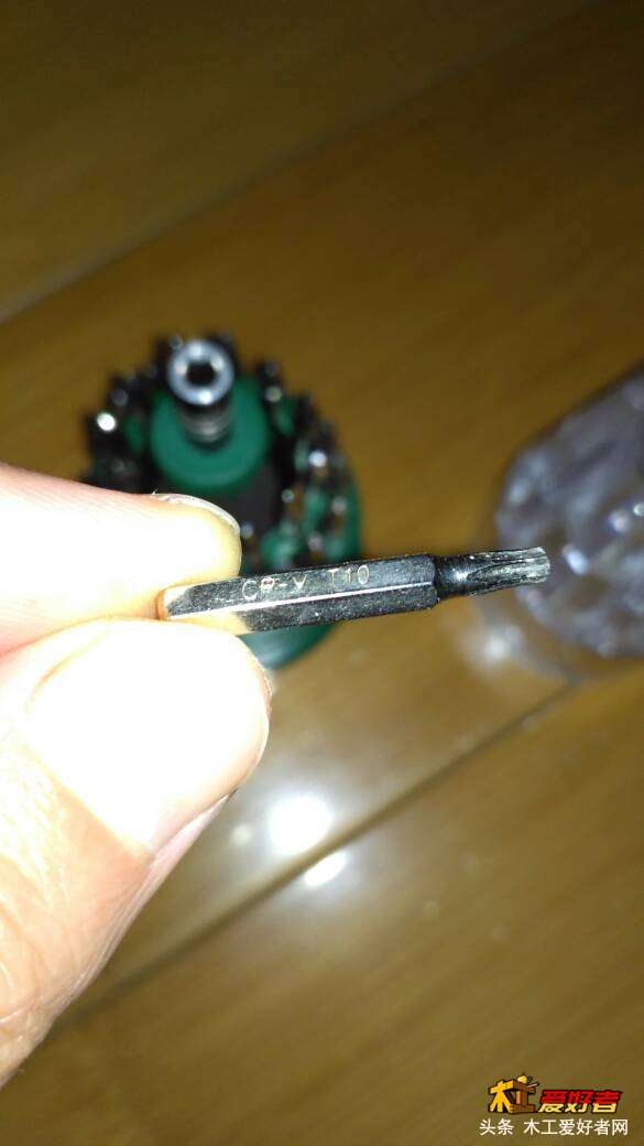 232530igbb5ltfpgpebug7.jpg