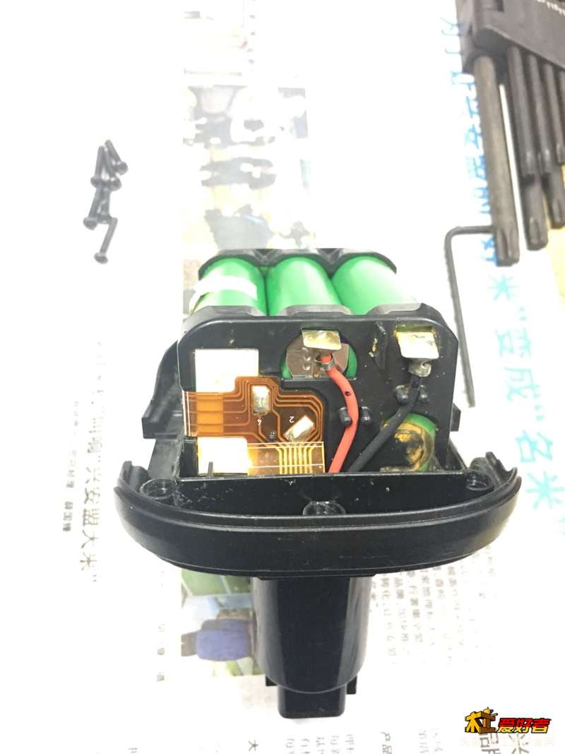 014246f8qk4x1813xpb8wx.jpg