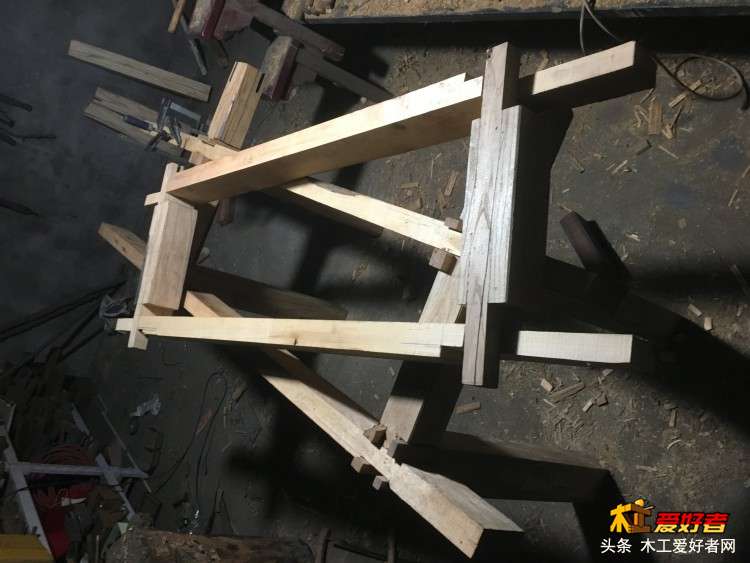 铁翰堂木工桌制作流程图（1桌腿及组装）(2).JPG