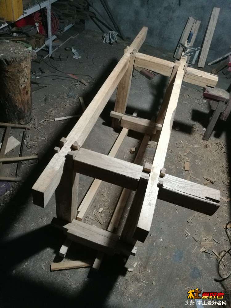 铁翰堂木工桌制作流程图（1桌腿及组装）(4).jpg
