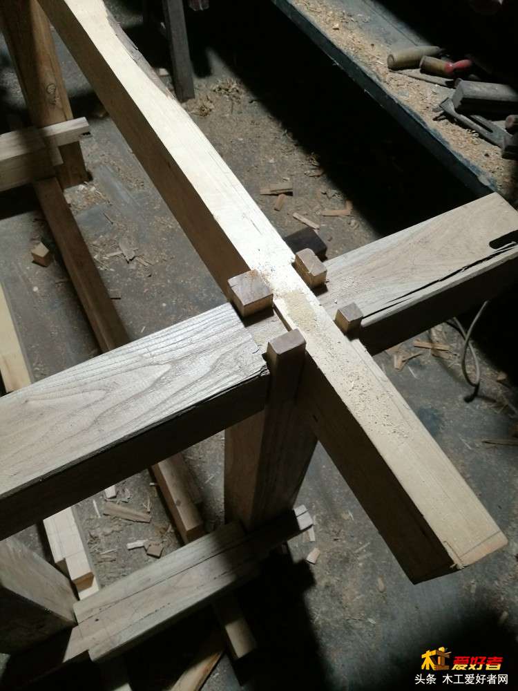 铁翰堂木工桌制作流程图（1桌腿及组装）(5).jpg