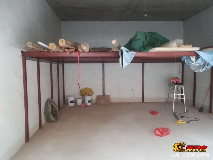开始清理地面