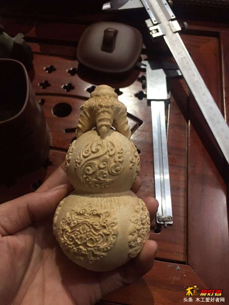 出来有点扭