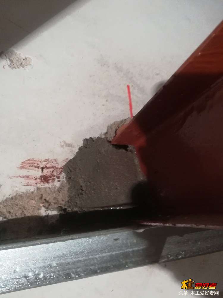 弄水泥