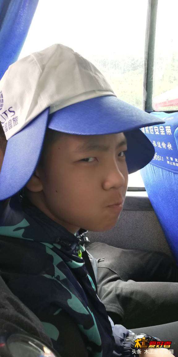 212810oz1hm6hwhsmmpxam.jpg