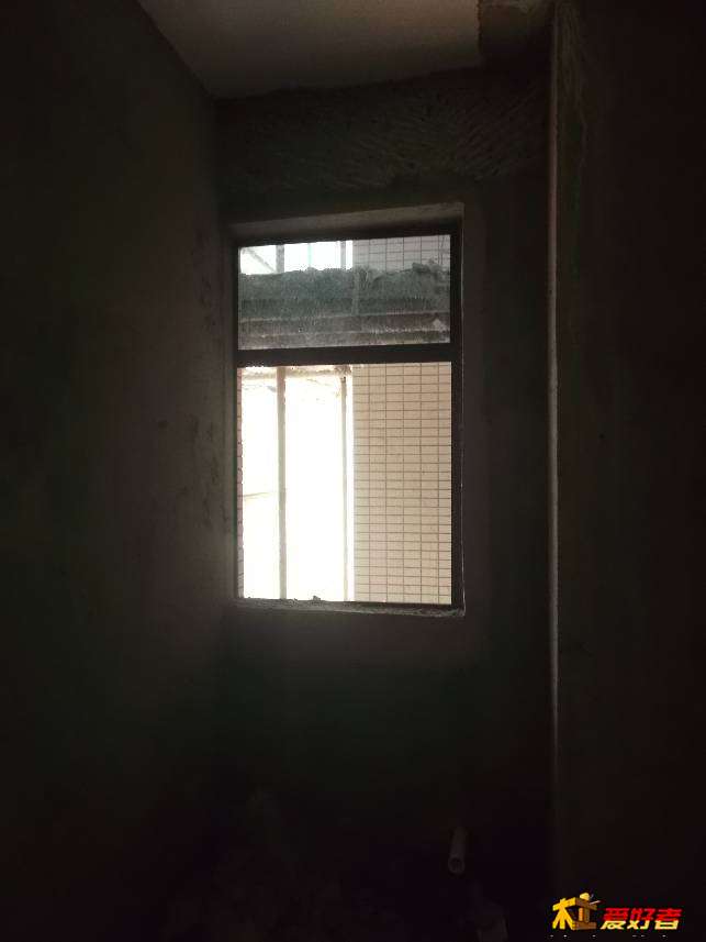 010942z3vb8rdibribmmri.jpg