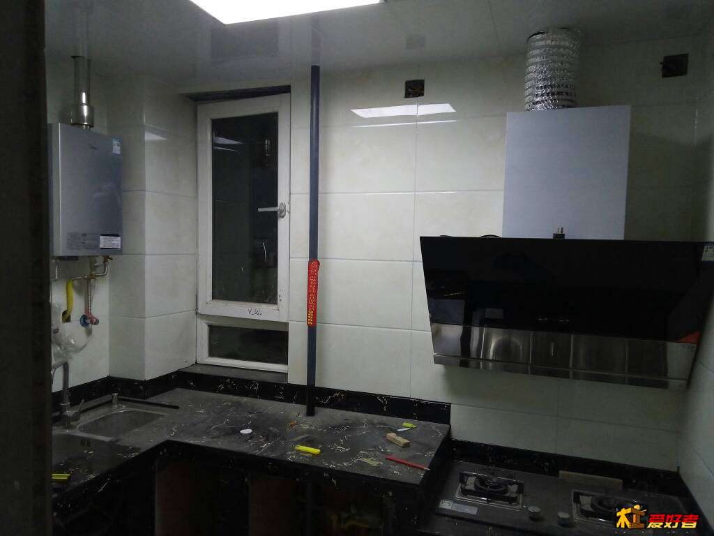 233156vv9mf0f90mrugx0z.jpg