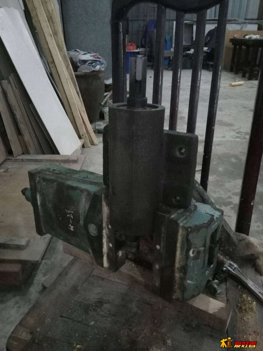 232325eicchif1me99xi1x.jpg