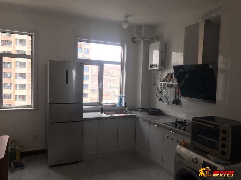 135502zjioy3a79z34spar.jpg