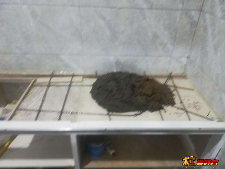 自己和水泥砂浆