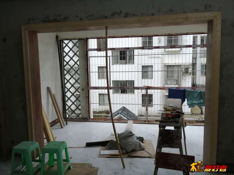 铺瓷砖1.jpg