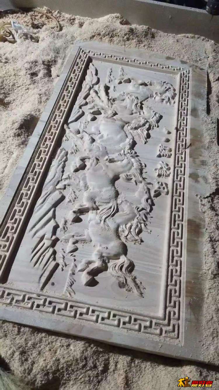 3个多小时雕的长65cm，宽记不得了，坛中下的图。