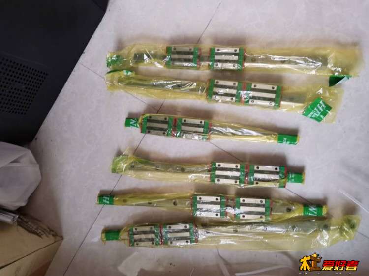 HIWIN HGH20CA.jpg