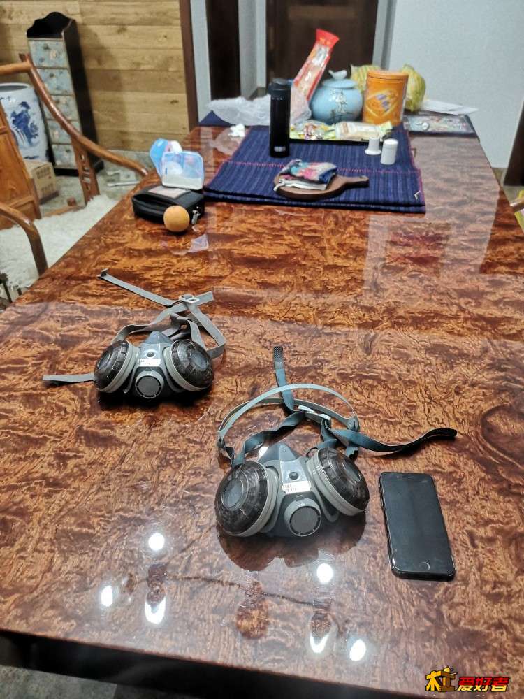 这个口罩确实不错，我买了两个，换着带，外面放那层纱布几天换一次没啥问题，如果不打磨，基本不用换，佩戴 ...