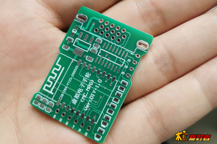 打样的空PCB