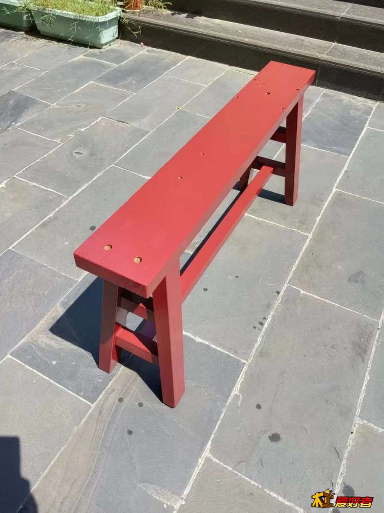 5-3-刷完漆的凿卯八叉条凳.jpg