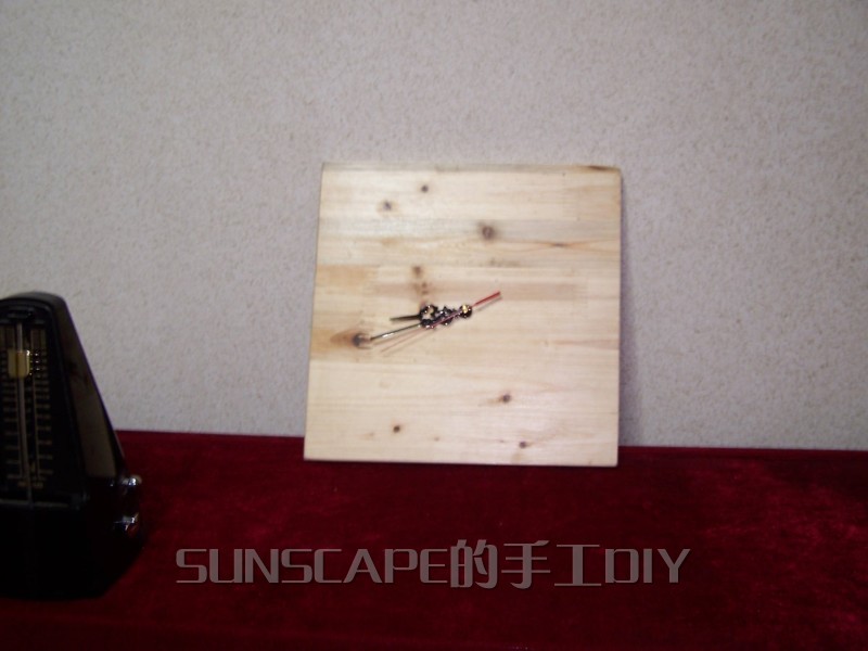 DIY作品-个性挂钟011.jpg