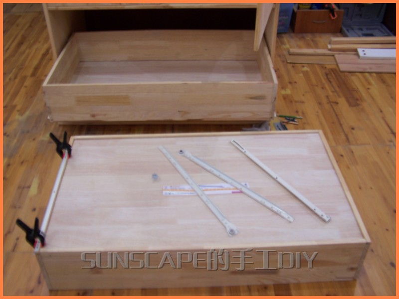 DIY作品-木工-儿童衣柜018抽屉安装1.jpg