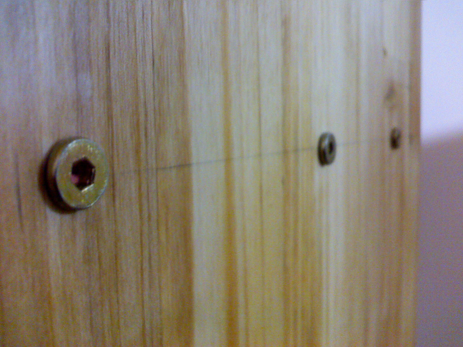 没有沉孔钻头，偷懒了