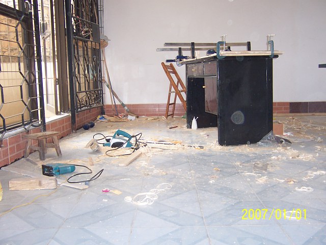 img042.jpg