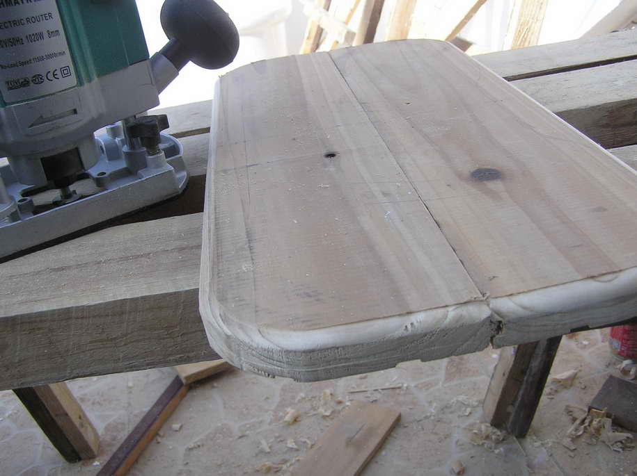 用木铣铣下倒角